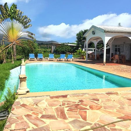 Villa Enchantee Avec Vue Sur Mer Et Piscine Au Carbet Le Carbet Bagian luar foto